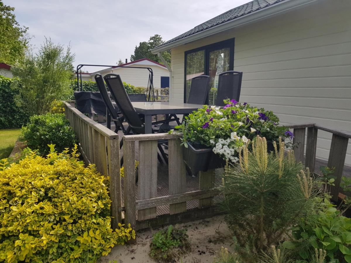 Vakantiehuis In Zeeland シント・アナラント エクステリア 写真